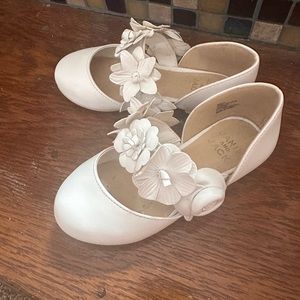 Janie & Jack Flower Shoes